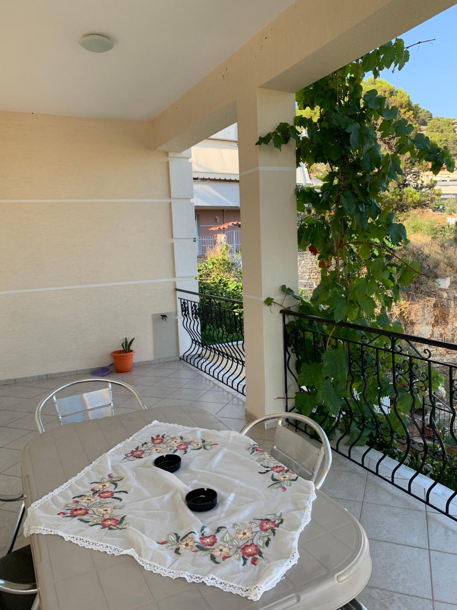 Ylli Cunaj Apartments Sarandë Esterno foto
